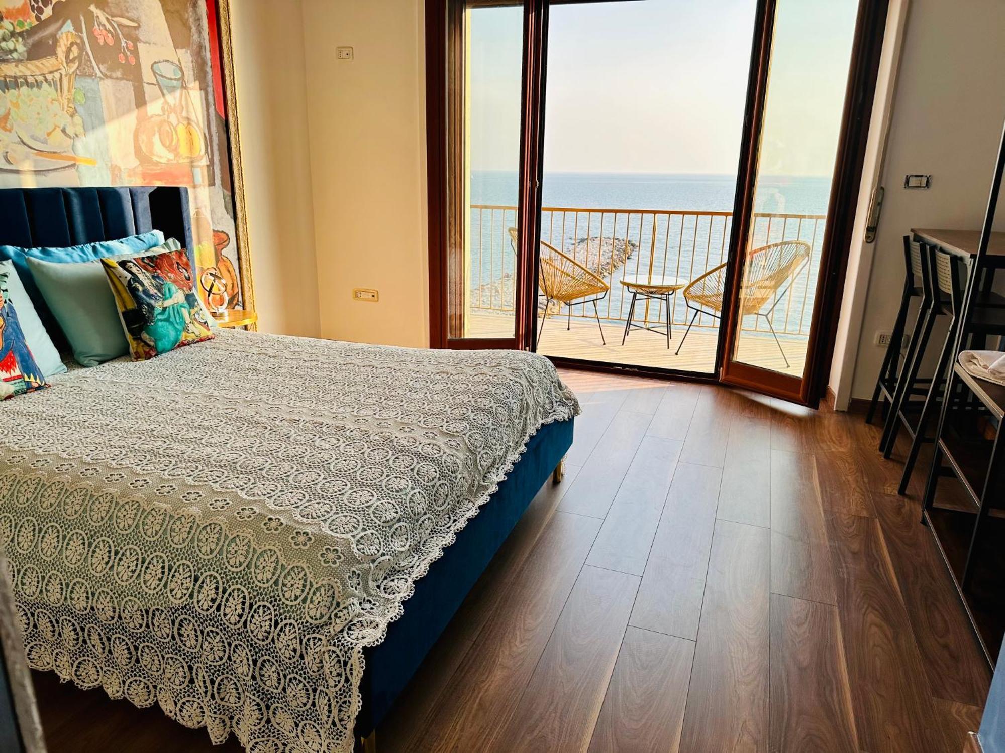Blumare Arthouse Hotell Salerno Eksteriør bilde
